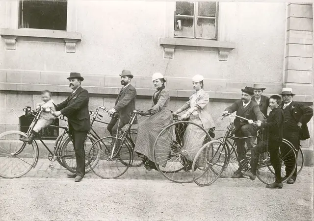 Fahrradausflug der Kaiserslauterer Industriellenfamilien Pfaff nach Kusel, 1892  | Foto: Stadtarchiv Kaiserslautern, Fotosammlung