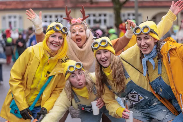 Faschingsumzug zurück in Maximiliansau – beste Stimmung nach 13 Jahren Pause | Foto: Paul Needham