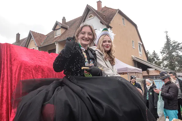  Fastnachtsumzug in Bellheim 2026 - schillernde Hoheiten zu Gast | Foto: Paul Needham