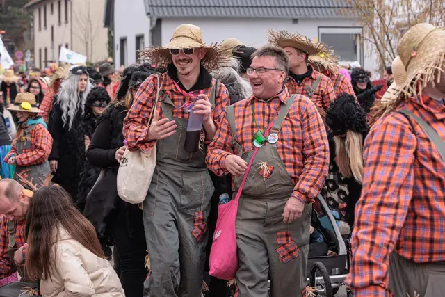  Fastnachtsumzug in Bellheim 2026 -  wunderschöne Kostüme | Foto: Paul Needham