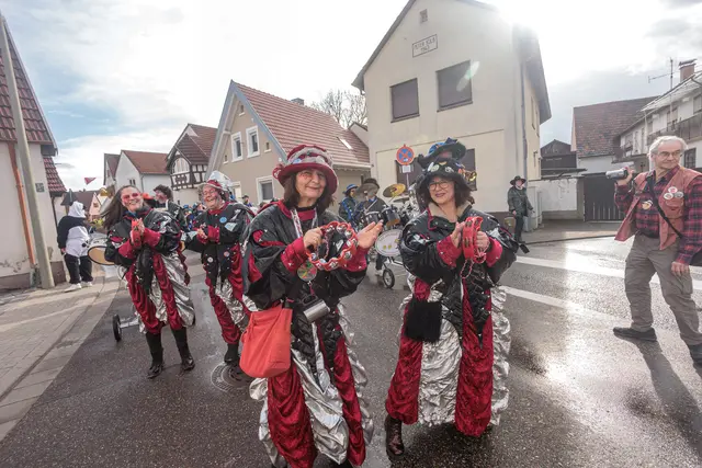  Fasching in Jockgrim... mit Musik | Foto: Paul Needham