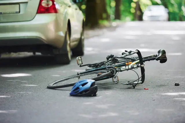 Fahrradunfall Symbolbild | Foto: standret/stock.adobe.com