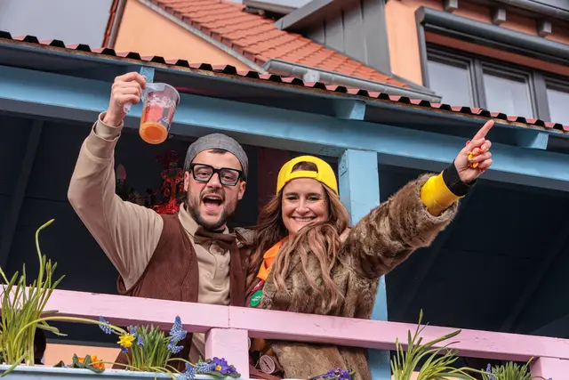 Prosit und Helau - Faschingsumzug in Jockgrim | Foto: Paul Needham