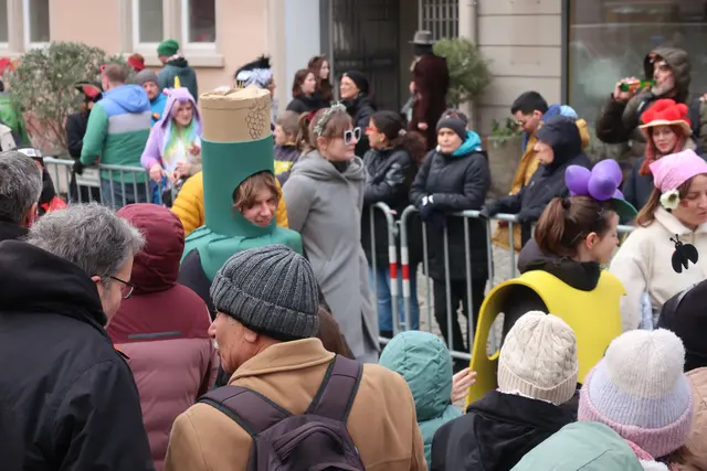Die Trinkfreude übertrug sich manchmal bis aufs Kostüm. | Foto: Jennifer Warzecha