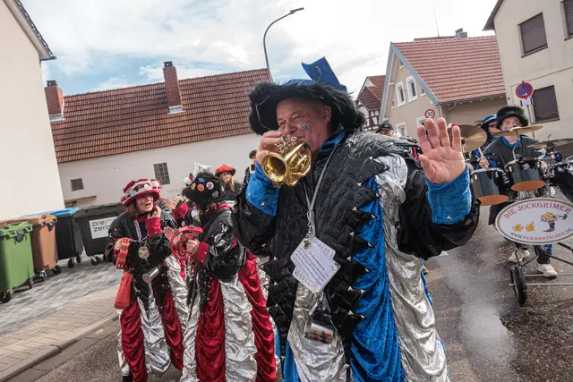  Fasching in Jockgrim... mit Musik | Foto: Paul Needham
