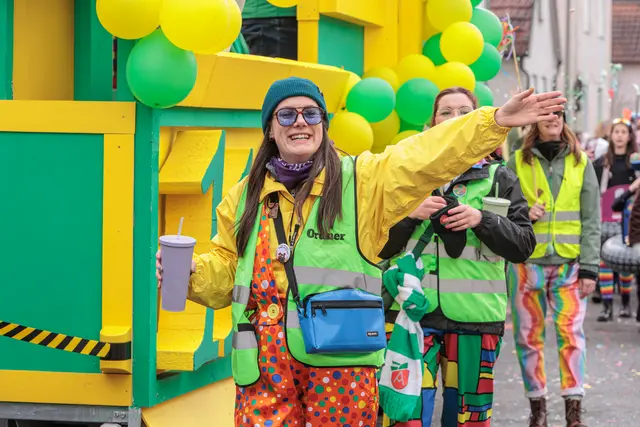 Prosit und Helau - Faschingsumzug in Jockgrim | Foto: Paul Needham