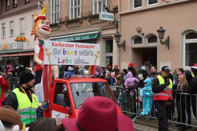 Die "Mutter" Durlachs ist jedes Mal ein Teil des Umzugs. | Foto: Jennifer Warzecha