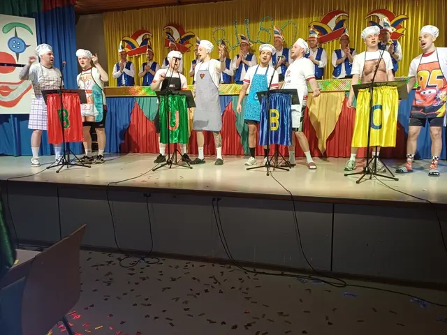 Lausbubos
Florian Klein, Randy Ouellett, Jonas Seyb, Tobias Seyb, Aaron Sprenger, 
Marvin Sprenger, Rico Sprenger, Paul Stahlheber
Einstudiert: Annette Sprenger
Die Lausbubos brachten mit ihren Liedern dann die Stimmung auf den Höhepunkt. Die Halle bebte und keiner saß mehr. | Foto: Katja Pretz