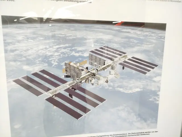 ISS... Raumfahrttechnik haut nah  | Foto: Manu wo 