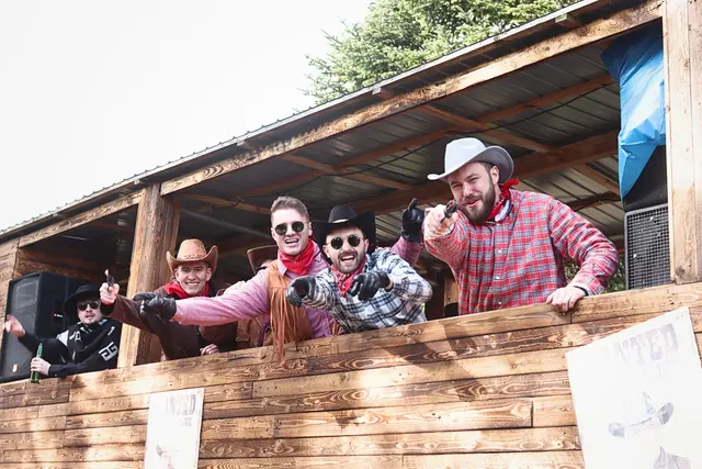 Der Fastnachtsumzug in Mechtersheim sorgt für einen rundum närrischen Faschingsdienstag | Foto: Cornelia Bauer