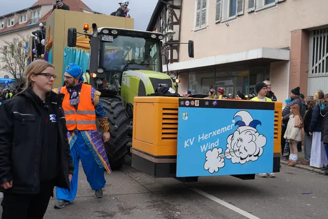 Der "Herxemer Wind" mit einem Wagen und Kostümen rund um die Themenwelt "Orient" | Foto: Katharina Wirth