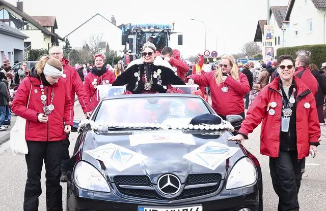 Hoheitlicher Besuch in Mechtersheim | Foto: Cornelia Bauer
