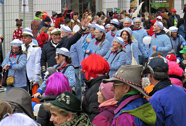 Super Stimmung beim Fastnachtsumzug und mittendrin Patrick Fassott | Foto: Brigitte Melder