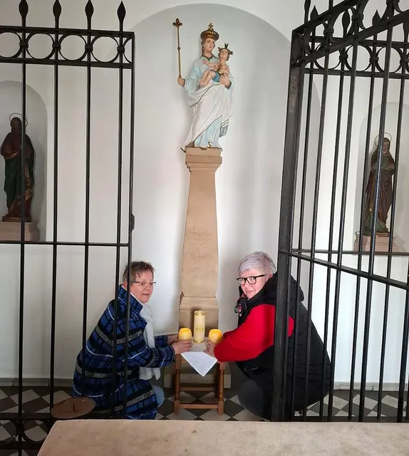Martina Misch und Sandra Zieger bei der Arbeit | Foto: W