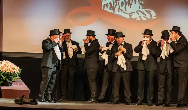 Die Trauergemeinde | Foto: Wolfgang Neuberth