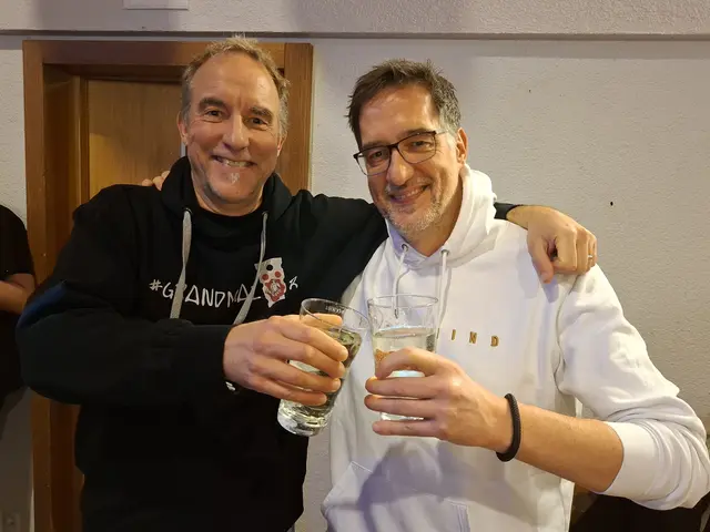 In der Pause von Grand Malör Steffen Drayß mit Bruder getroffen | Foto: Brigitte Melder