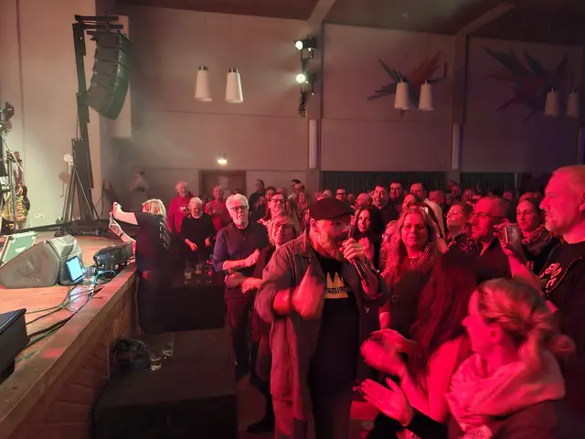 Rein ins Gewühl | Foto: Brigitte Melder