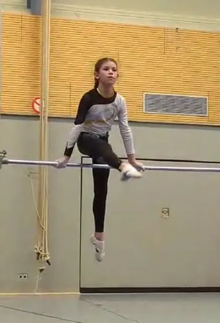 Felia Hartmann, Super Reckübung so stolz auf dich Mädel !! | Foto: Coach T.C.Dietrich 