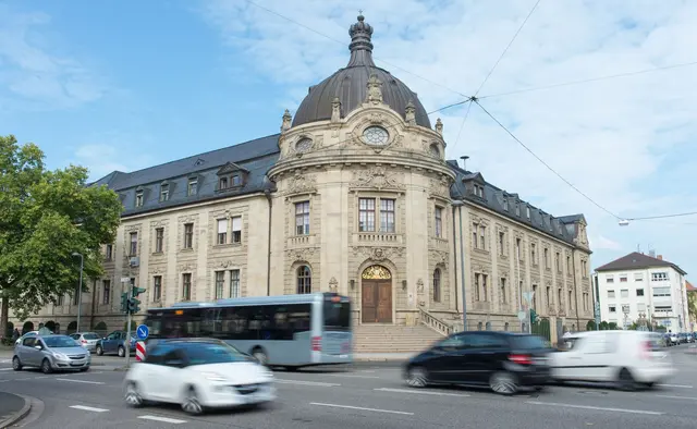 Das Gericht muss über die Zulassung der Anklage entscheiden - Archivbild  | Foto: Uwe Anspach/dpa