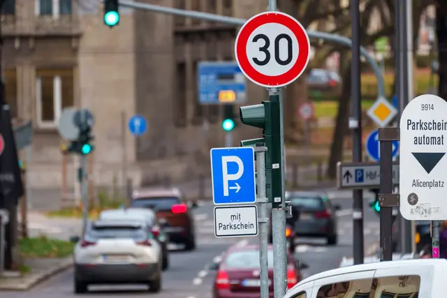 Es gibt wieder neue Regelungen zu Tempo 30 in Mainz. (Archivbild) | Foto: dpa