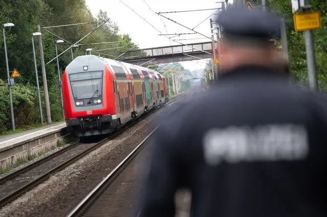 Die Ministerpräsidenten sprechen über mehr Sicherheit im Regionalverkehr der Bahn. (Archivbild) | Foto: dpa
