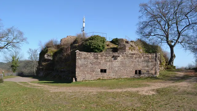Die Burg Lemberg erhält 50.400 Euro aus dem Denkmalschutz-Sonderprogramm des Bundes | Foto: Frank Schäfer