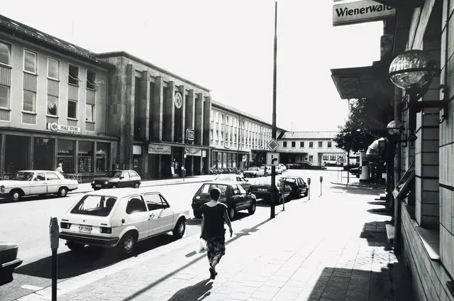 Der Hauptbahnhof vor über drei Jahrzehnten | Foto: Hermann Ebling/gratis
