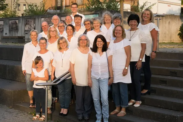 Die Mitglieder des VHS-Chors „Taktvoll“ | Foto: VHS Pirmasens / Horst Zinke