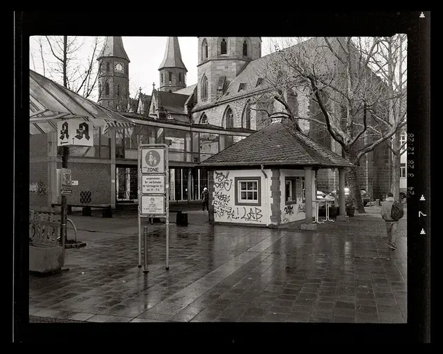 Kaiserslautern heute: Blick vom Stiftsplatz auf die Stiftskirche | Foto: Jörg Heieck/gratis