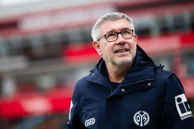 Trainer Urs Fischer trifft mit dem FSV Mainz 05 auf den VfB Stuttgart. (Archivbild) | Foto: dpa