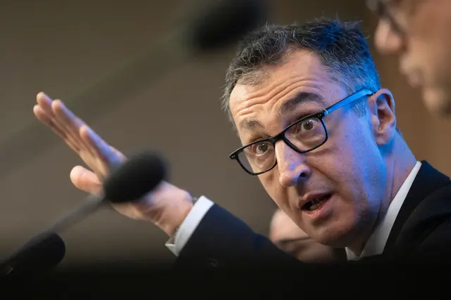 Grünen-Politiker Cem Özdemir will die nächste Landesregierung in Baden-Württemberg anführen. | Foto: dpa