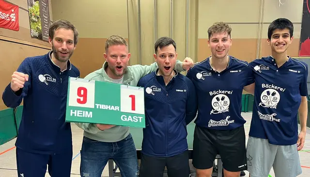 Glückliche Gesichter nach überzeugendem Sieg | Foto: S.G.