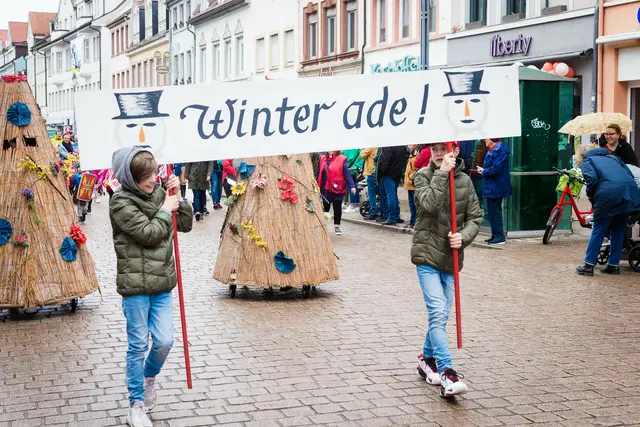 Sommertagszug Speyer 2026: Der Winter hat ausgespielt | Foto: Cornelia Bauer