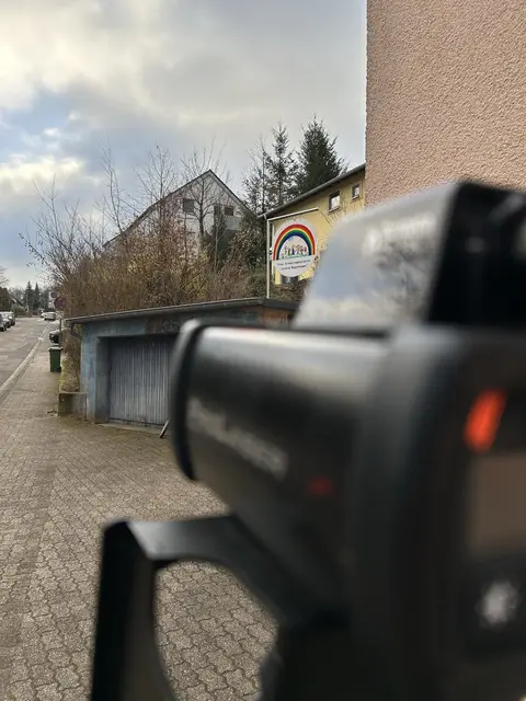 Kontrolle am Kindergarten | Foto: Polizeidirektion Landau