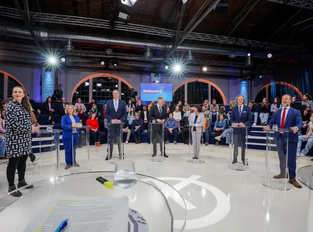 Bei der Diskussion wurden verschiedene Standpunkte der Spitzenkandidaten deutlich | Foto: dpa