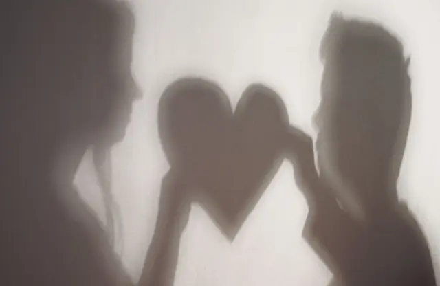 Auch wenn die Aktion des Teenagers zum Schmunzeln anregt: Der ungewöhnliche Liebesbeweis war kriminell. (Symbolbild) | Foto: dpa