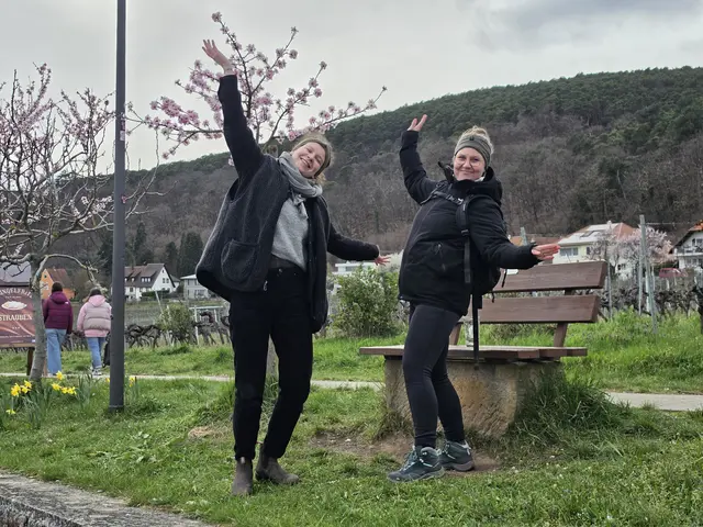Gute Stimmung beim Mandelblütenfest in Gimmeldingen | Foto: Eva Bender