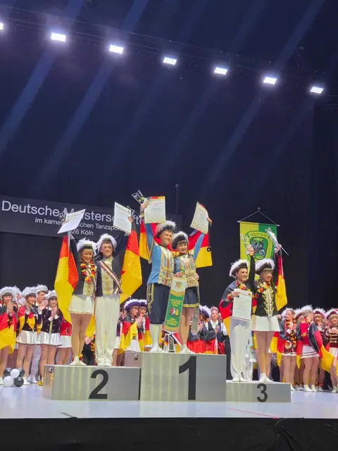 Lavinia Weller und Linus Bornhäuser (links) | Foto: MCG