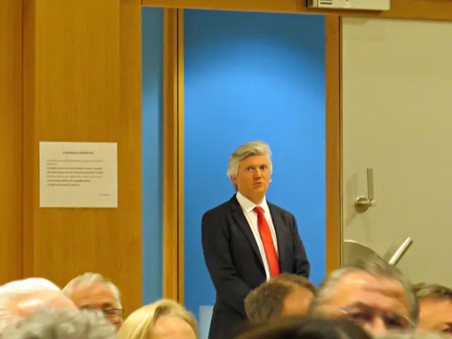 Warten auf Einmarsch nach der Pause | Foto: Brigitte Melder