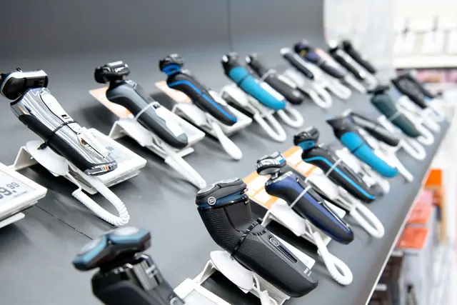 Ansprechpartner bei der Gewährleistung ist immer der Verkäufer, nicht der Hersteller des Produkts. (zu dpa: «Gewährleistung schlägt Garantie – so reklamieren Sie richtig») | Foto: dpa