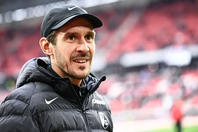 Freiburgs Trainer Julian Schuster geht mit Zuversicht ins Achtelfinal-Rückspiel gegen Genk. (Archivbild) | Foto: dpa