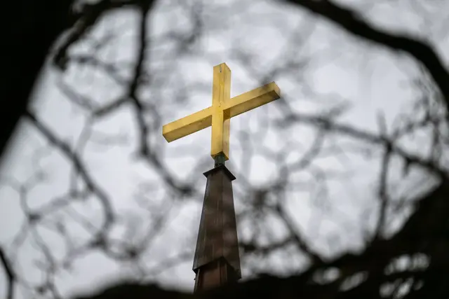 Automatische Abzüge: Je nach Bundesland fließen 8 oder 9 Prozent der Einkommensteuer als Kirchensteuer ans Finanzamt. (zu dpa: «Kirchensteuer senken: Diese 4 Tipps helfen») | Foto: dpa