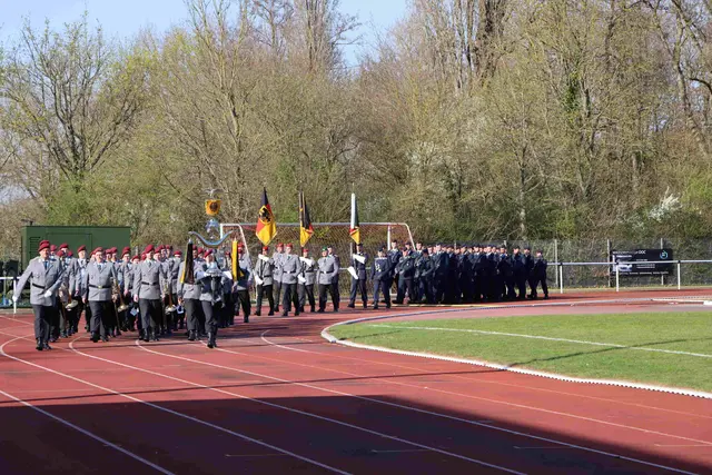 Impressionen vom Bundeswehr-Gelöbnis im Germersheimer Wrede-Stadion | Foto: Müller/frei