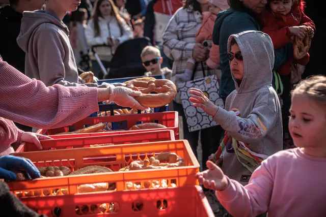 Der traditionelle Sommertagsumzug in Germersheim | Foto: Paul Needham