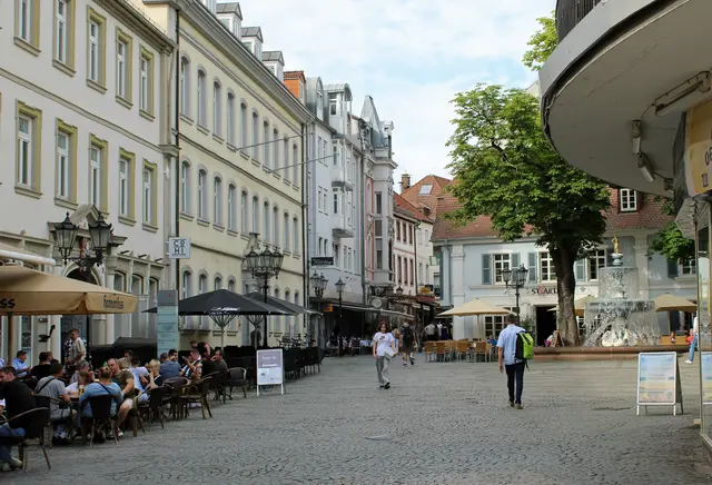 Trotz Vollsperrung: Fußgänger können weiterhin von der Altstadt in die Marktstraße gelangen | Foto: Monika Klein