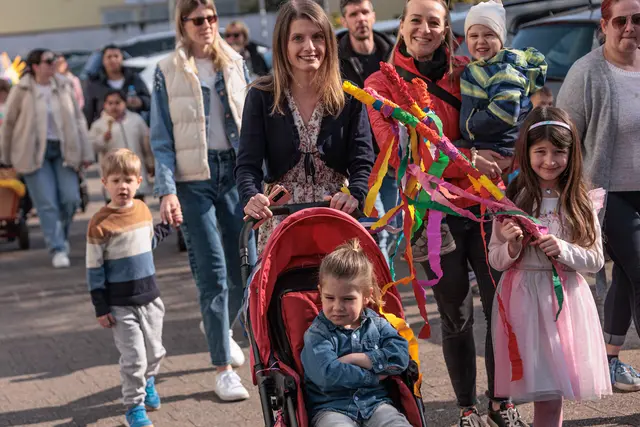 Der traditionelle Sommertagsumzug in Germersheim | Foto: Paul Needham
