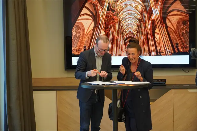 Mit der neuen Vereinbarung stärken beide Städte ihre Position im internationalen MICE-Markt und setzen ein klares Zeichen für eine vertiefte deutsch-französische Zusammenarbeit im Oberrheinraum. | Foto: Convention Bureau Karlsruhe und Region, Foto Pia Kumpmann