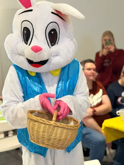Osterhase in Scarletts Musikschule | Foto: Scarletts Musikschule