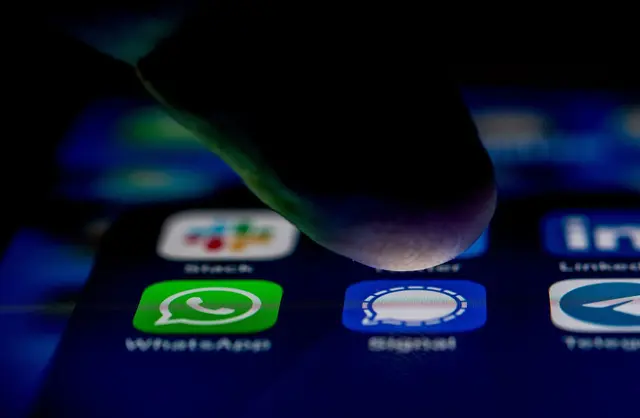 Whatsapp und Signal: Link-Vorschauen bieten beide Messenger, sie sind von den Entwicklern aber unterschiedlich umgesetzt worden. (zu dpa: «WhatsApp: Link-Vorschau mit Haken») | Foto: dpa