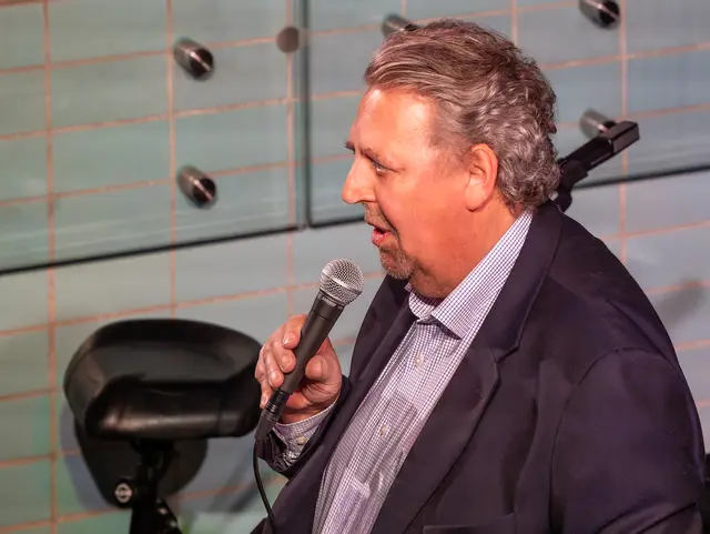 Jozua Knol bei der Begrüßung | Foto: Johann-Peter Melder